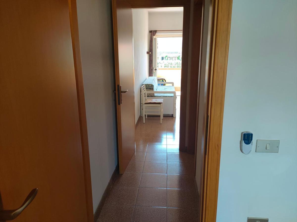 Oasy4 Lägenhet Villasimius Exteriör bild