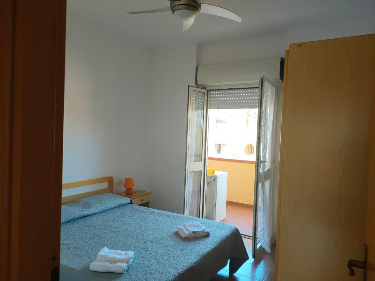 Oasy4 Lägenhet Villasimius Exteriör bild
